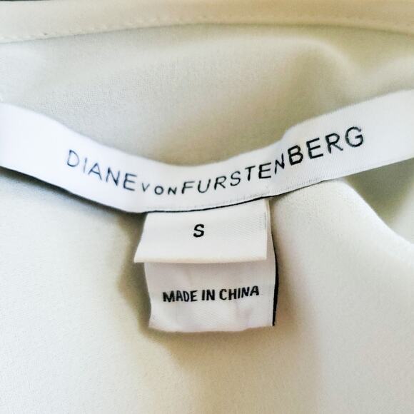 DVF Diane Von Furstenberg SILK Cream Career Blouse Shirt Top Small Lined - Picture 7 of 8